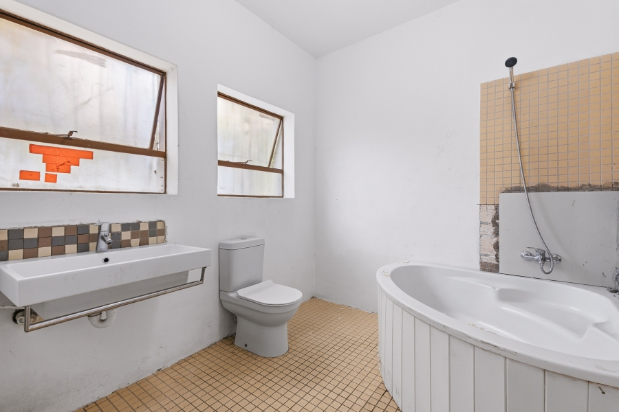 5 Bedroom Property for Sale in Pinelands Western Cape